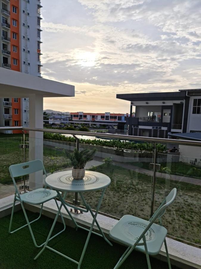 Rhr Deluxe Guesthouse Kinarut Papar Sabah - Pool View ภายนอก รูปภาพ