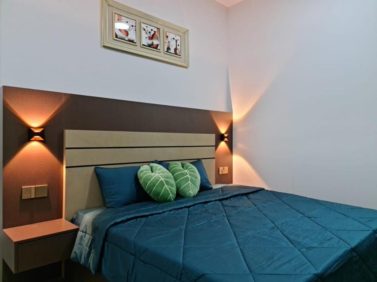 Rhr Deluxe Guesthouse Kinarut Papar Sabah - Pool View ภายนอก รูปภาพ